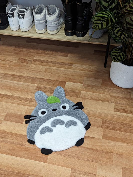 Totoro with Leaf Rug